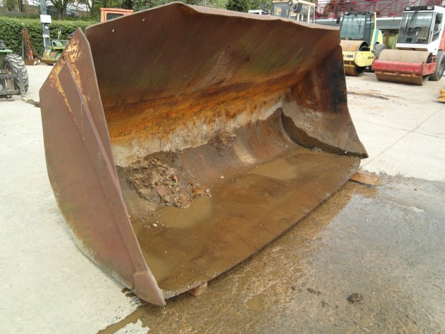 Hanomag - Balde para carregadeiras: foto 2 Hanomag - Balde para carregadeiras: foto 2