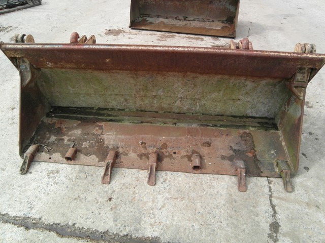 O&K L 6 - Balde para carregadeiras: foto 5 O&K L 6 - Balde para carregadeiras: foto 5