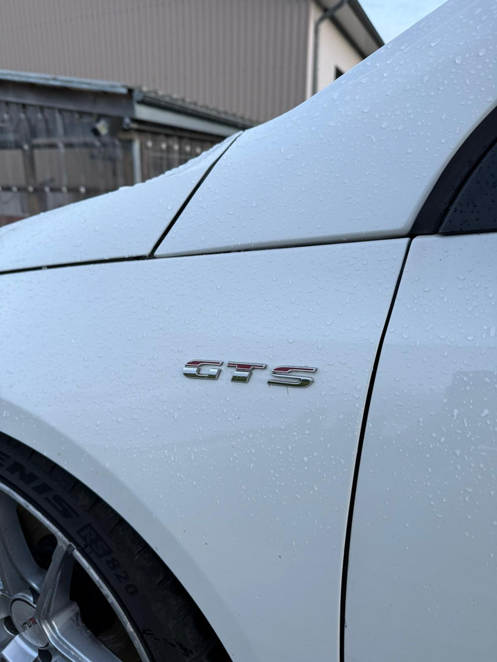 VW Scirocco 3 2.0 TDI GTS  - Automóvel: foto 5 VW Scirocco 3 2.0 TDI GTS  - Automóvel: foto 5