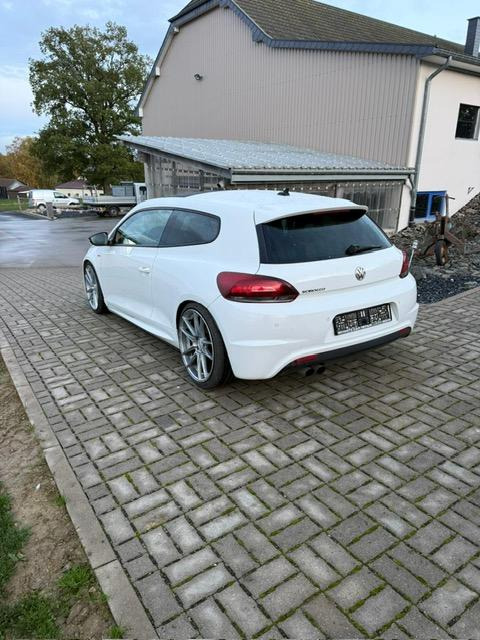 VW Scirocco 3 2.0 TDI GTS  - Automóvel: foto 4 VW Scirocco 3 2.0 TDI GTS  - Automóvel: foto 4