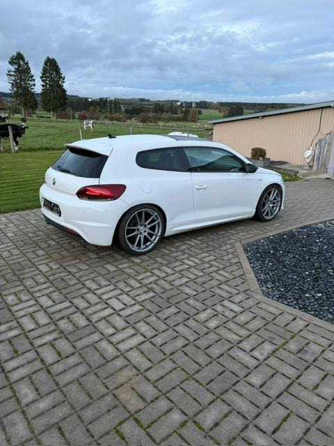 VW Scirocco 3 2.0 TDI GTS  - Automóvel: foto 3 VW Scirocco 3 2.0 TDI GTS  - Automóvel: foto 3