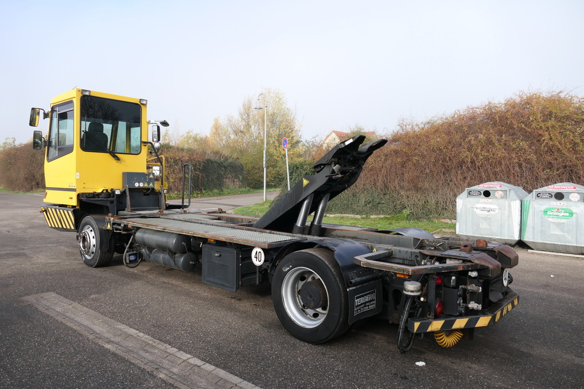 BC 182 Kamag Wiesel WBH 25 Umsetzfahrzeug - Caminhão transportador de contêineres/ Caixa móvel: foto 1 BC 182 Kamag Wiesel WBH 25 Umsetzfahrzeug - Caminhão transportador de contêineres/ Caixa móvel: foto 1