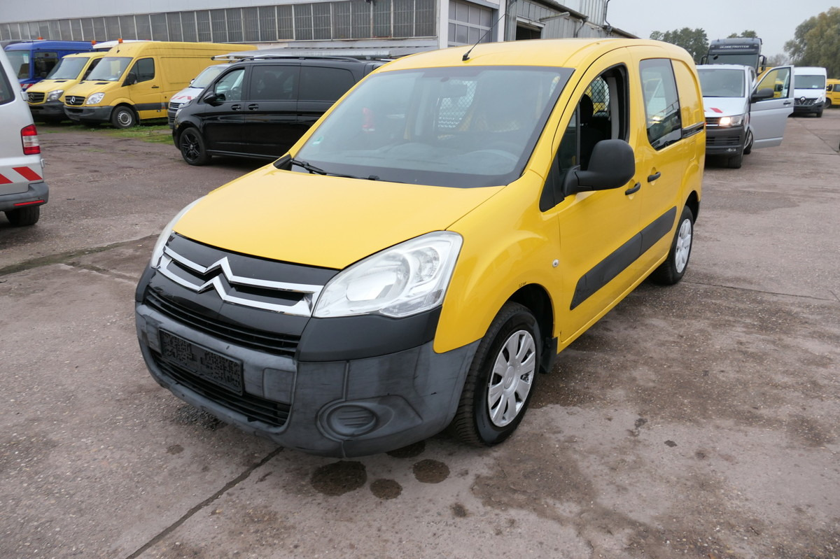 CITROEN Berlingo 16V HDI Niveau B L1 CoC PARKTRONIK 2xSC - Furgão compacto: foto 1 CITROEN Berlingo 16V HDI Niveau B L1 CoC PARKTRONIK 2xSC - Furgão compacto: foto 1