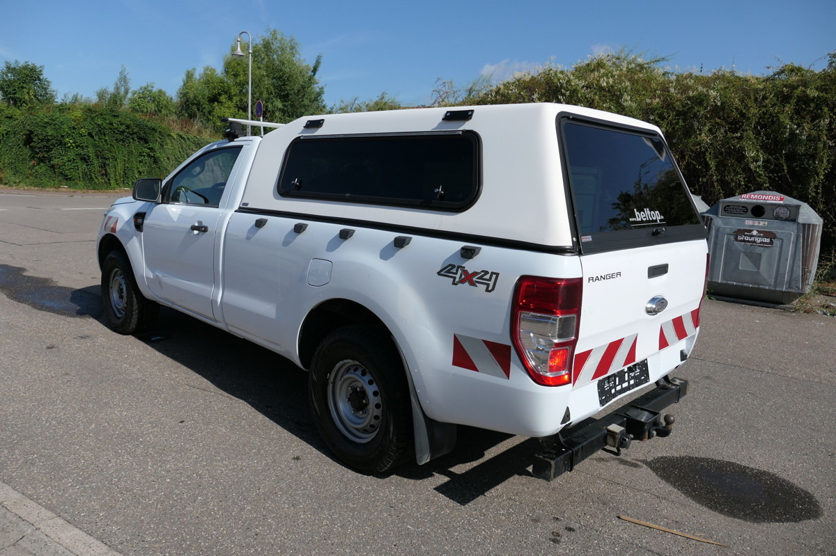 FORD Ranger 2,2 TDCI XL 4x4 - SUV: foto 4 FORD Ranger 2,2 TDCI XL 4x4 - SUV: foto 4
