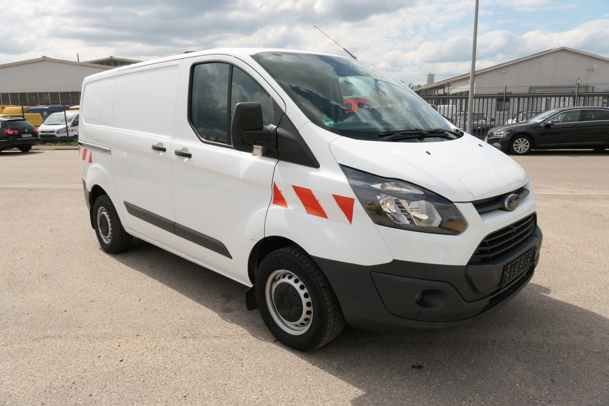 FORD Transit Custom 290 2.0 TDCi - Furgão compacto: foto 3 FORD Transit Custom 290 2.0 TDCi - Furgão compacto: foto 3