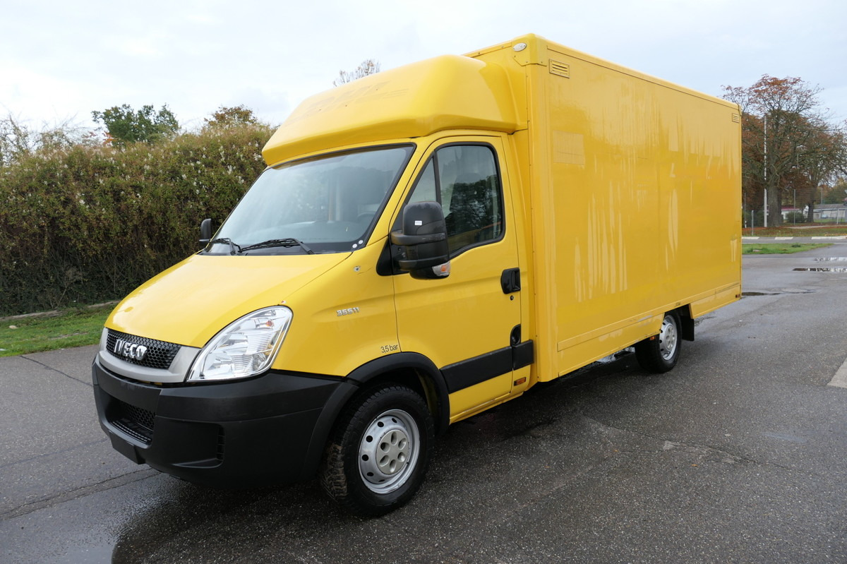 Carrinha de contentor IVECO Daily 35 S11 C30C AUTOMATIK KAMERA MAXI Regale D: foto 1