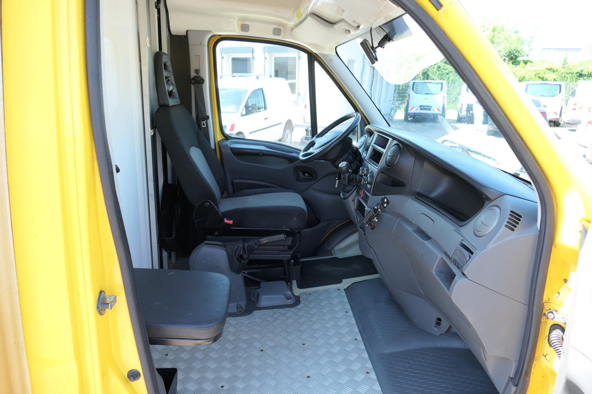 IVECO Daily 35 S11 C30C AUTOMATIK KAMERA Regale LUFT D - Carrinha de contentor: foto 5 IVECO Daily 35 S11 C30C AUTOMATIK KAMERA Regale LUFT D - Carrinha de contentor: foto 5
