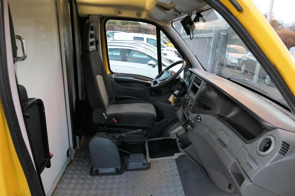 IVECO Daily 35 S11 C30C AUTOMATIK KAMERA Regale LUFT D - Carrinha de contentor: foto 5 IVECO Daily 35 S11 C30C AUTOMATIK KAMERA Regale LUFT D - Carrinha de contentor: foto 5