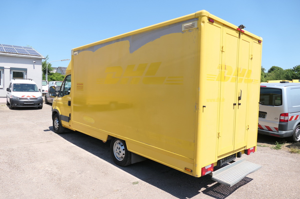 IVECO Daily 35 S11 C30C AUTOMATIK KAMERA Regale LUFT D - Carrinha de contentor: foto 4 IVECO Daily 35 S11 C30C AUTOMATIK KAMERA Regale LUFT D - Carrinha de contentor: foto 4