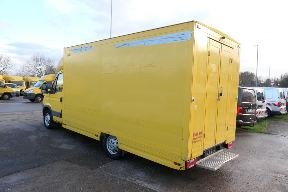 IVECO Daily 35 S11 C30C AUTOMATIK KAMERA Regale LUFT D - Carrinha de contentor: foto 4 IVECO Daily 35 S11 C30C AUTOMATIK KAMERA Regale LUFT D - Carrinha de contentor: foto 4
