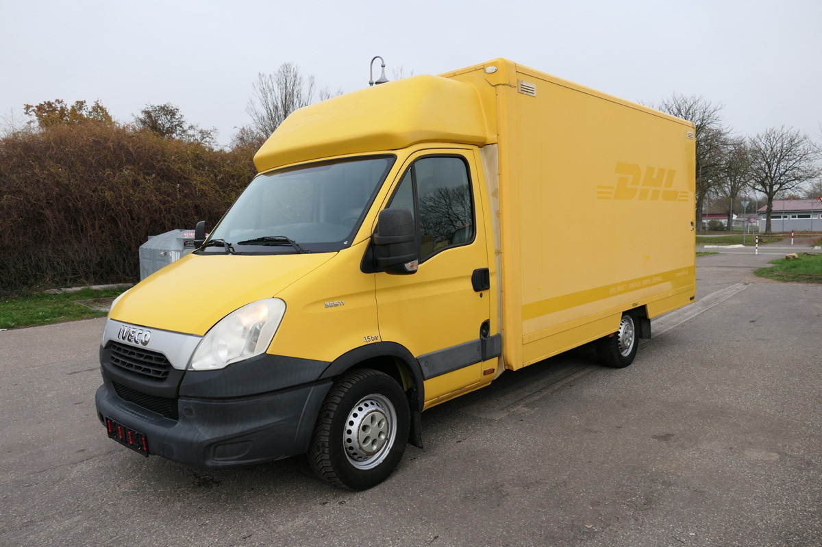 IVECO Daily 35 S11 C30C AUTOMATIK KAMERA Regale LUFT D - Carrinha de contentor: foto 1 IVECO Daily 35 S11 C30C AUTOMATIK KAMERA Regale LUFT D - Carrinha de contentor: foto 1