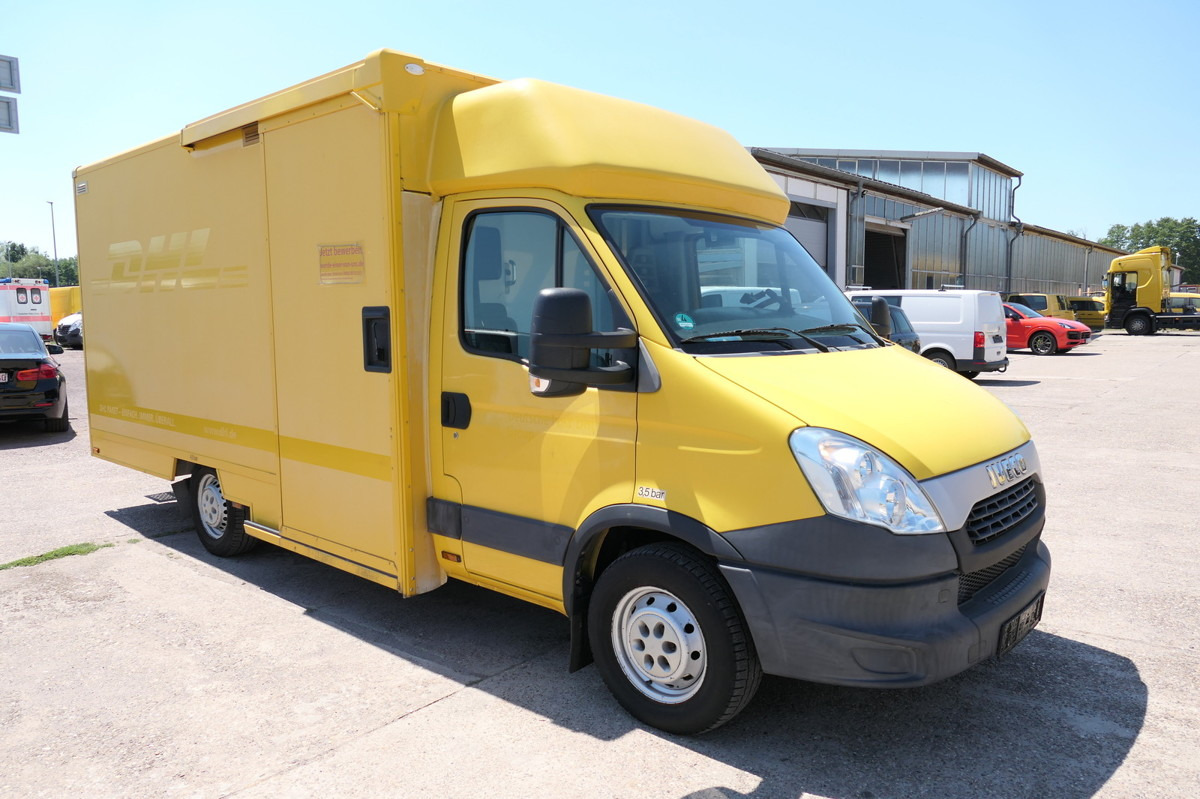 IVECO Daily 35 S11 C30C AUTOMATIK KAMERA Regale LUFT D - Carrinha de contentor: foto 2 IVECO Daily 35 S11 C30C AUTOMATIK KAMERA Regale LUFT D - Carrinha de contentor: foto 2