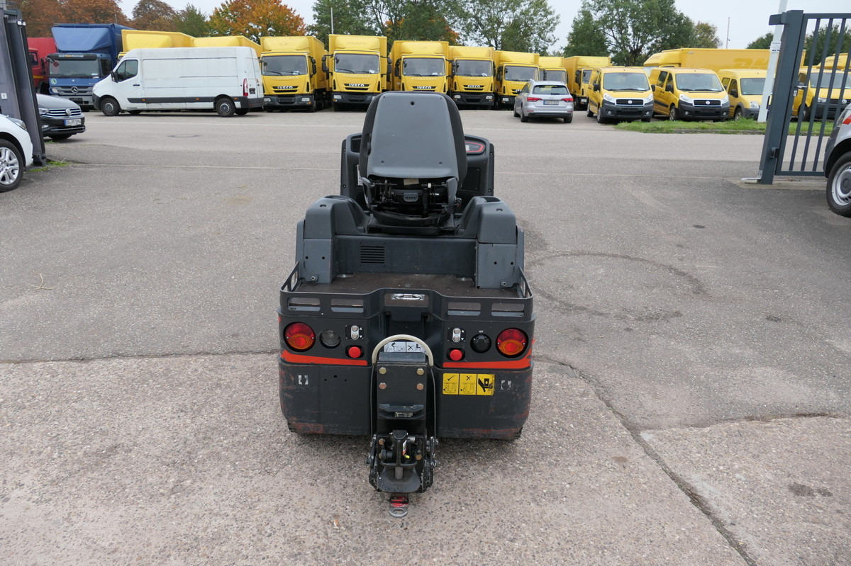 LINDE P 60 Z Schlepper Batterie 33/2019 - Trator elétrics: foto 4 LINDE P 60 Z Schlepper Batterie 33/2019 - Trator elétrics: foto 4