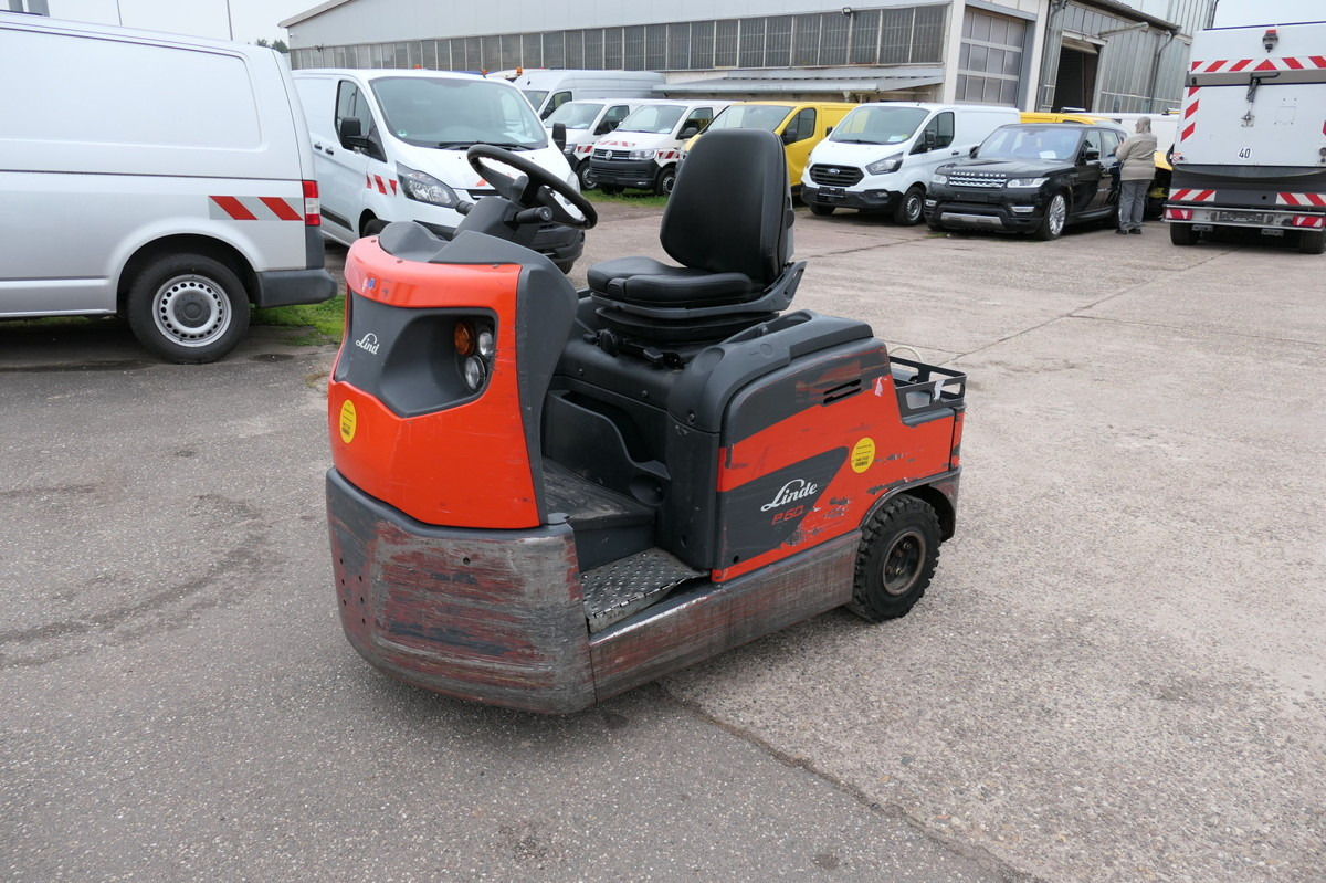 LINDE P 60 Z Schlepper Batterie 33/2019 - Trator elétrics: foto 2 LINDE P 60 Z Schlepper Batterie 33/2019 - Trator elétrics: foto 2