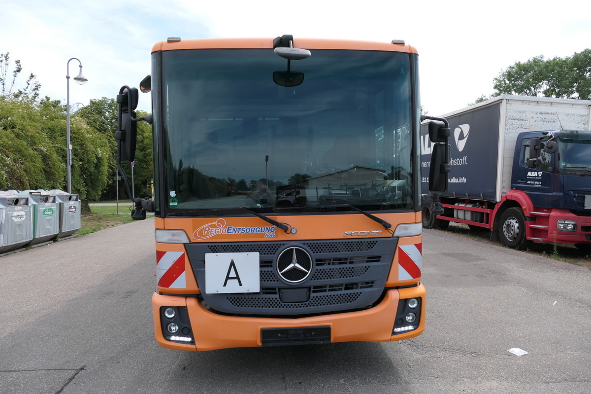 MERCEDES-BENZ 2635 NGE-L62N Econic Aufbau Zöller Medium - Caminhão de lixo: foto 2 MERCEDES-BENZ 2635 NGE-L62N Econic Aufbau Zöller Medium - Caminhão de lixo: foto 2