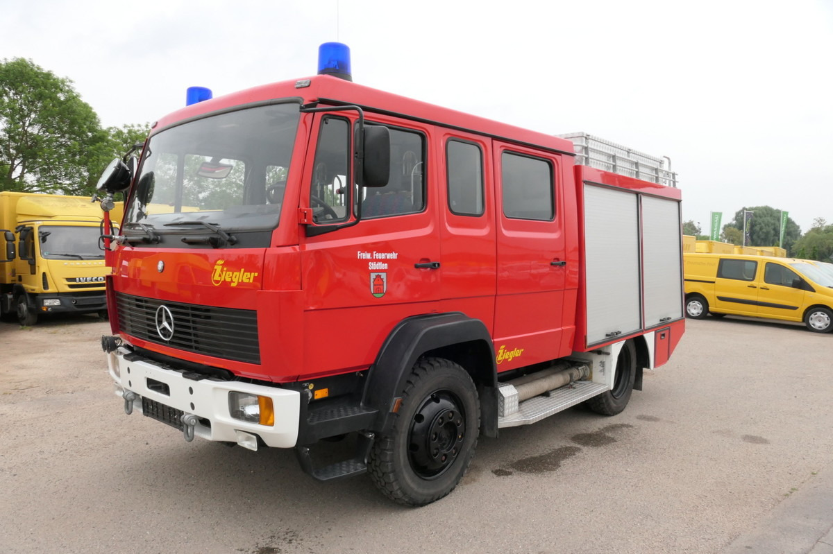 MERCEDES-BENZ 917 AF LF8/6 Feuerwehrfahrzeug - Carro de bombeiro: foto 2 MERCEDES-BENZ 917 AF LF8/6 Feuerwehrfahrzeug - Carro de bombeiro: foto 2