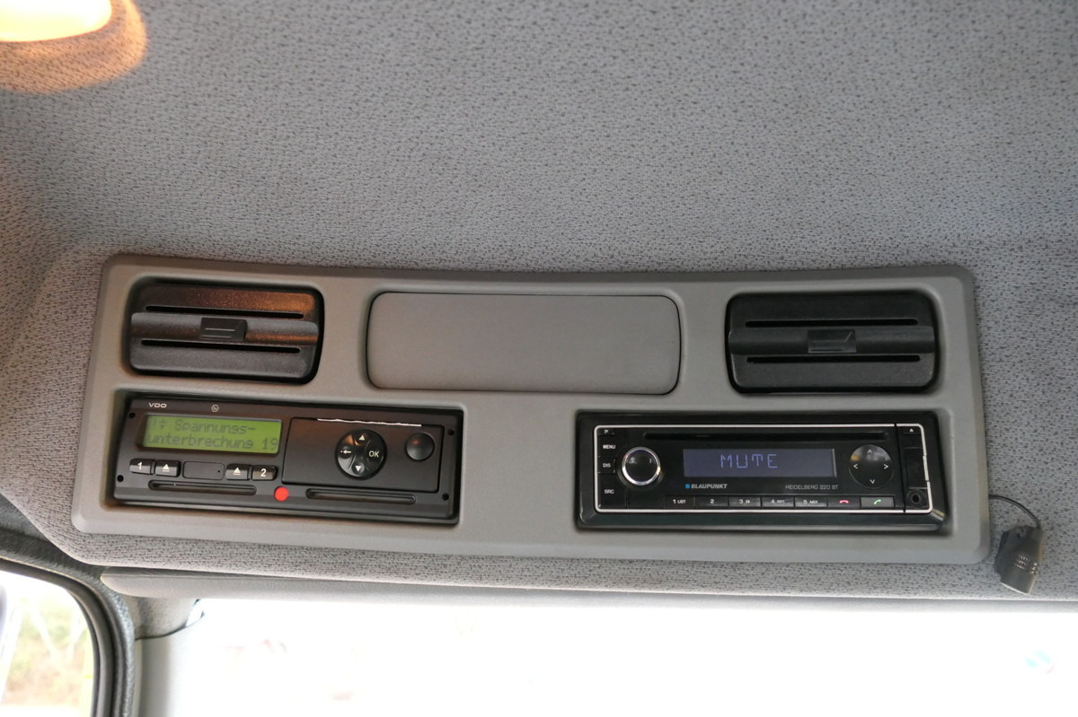 Caminhão transportador de contêineres/ Caixa móvel MERCEDES-BENZ KAMAG WBH 25 Wiesel Terberg Umsetzfahrz. Sattelk: foto 14 Caminhão transportador de contêineres/ Caixa móvel MERCEDES-BENZ KAMAG WBH 25 Wiesel Terberg Umsetzfahrz. Sattelk: foto 14