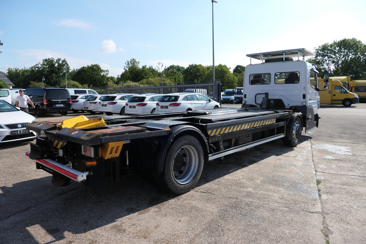MERCEDES-BENZ Kamag Wiesel WBH 25 Wiesel Umsetzfahrzeug - Caminhão transportador de contêineres/ Caixa móvel: foto 4 MERCEDES-BENZ Kamag Wiesel WBH 25 Wiesel Umsetzfahrzeug - Caminhão transportador de contêineres/ Caixa móvel: foto 4