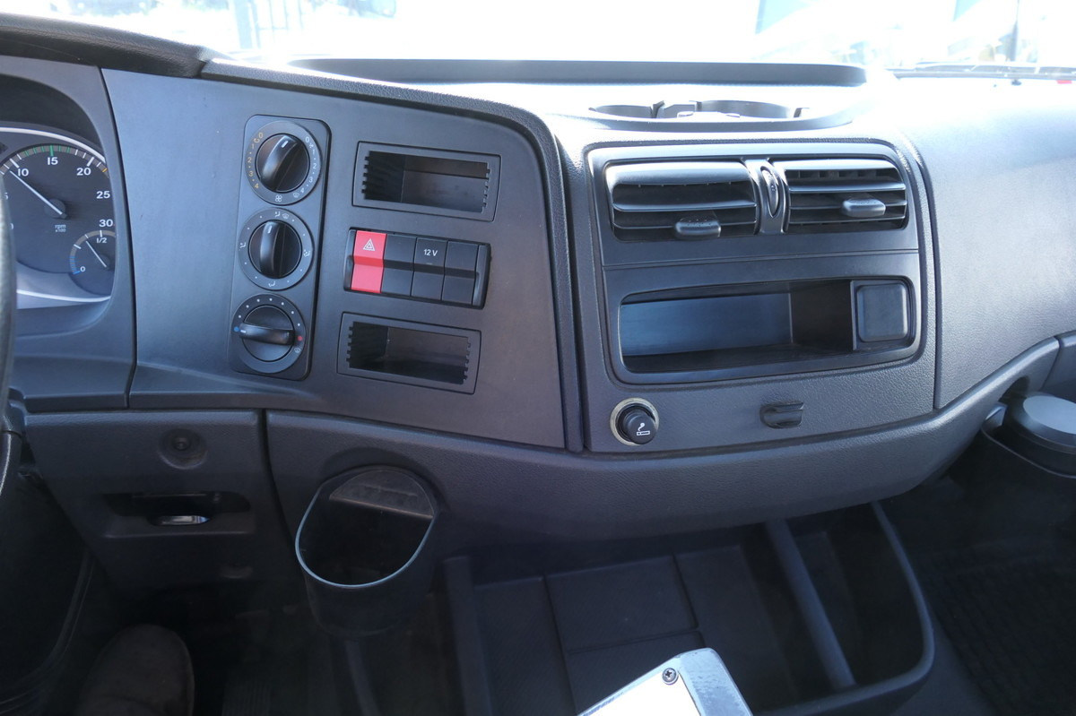 Caminhão transportador de contêineres/ Caixa móvel MERCEDES-BENZ Kamag Wiesel WBH 25 Wiesel Umsetzfahrzeug: foto 18