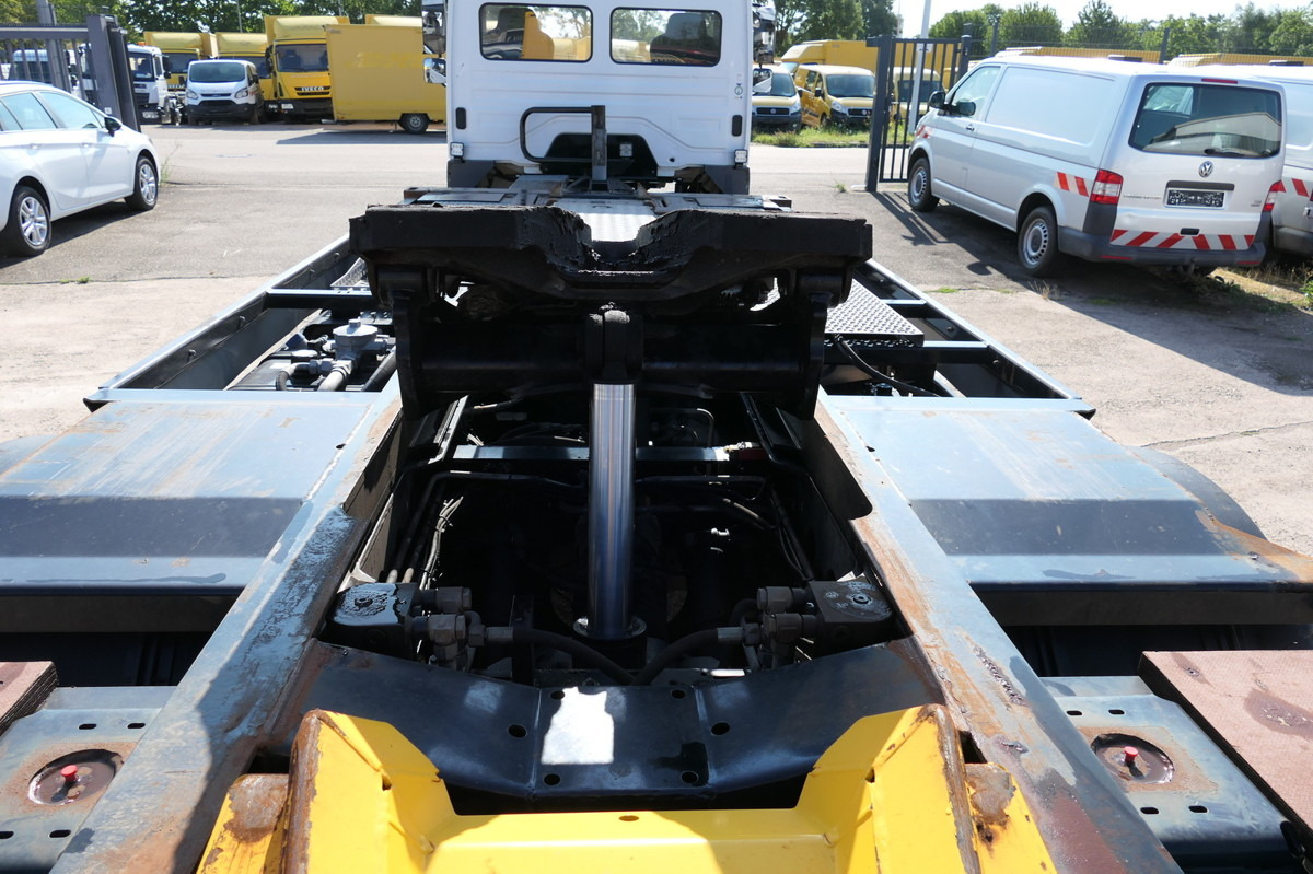 Caminhão transportador de contêineres/ Caixa móvel MERCEDES-BENZ Kamag Wiesel WBH 25 Wiesel Umsetzfahrzeug: foto 7