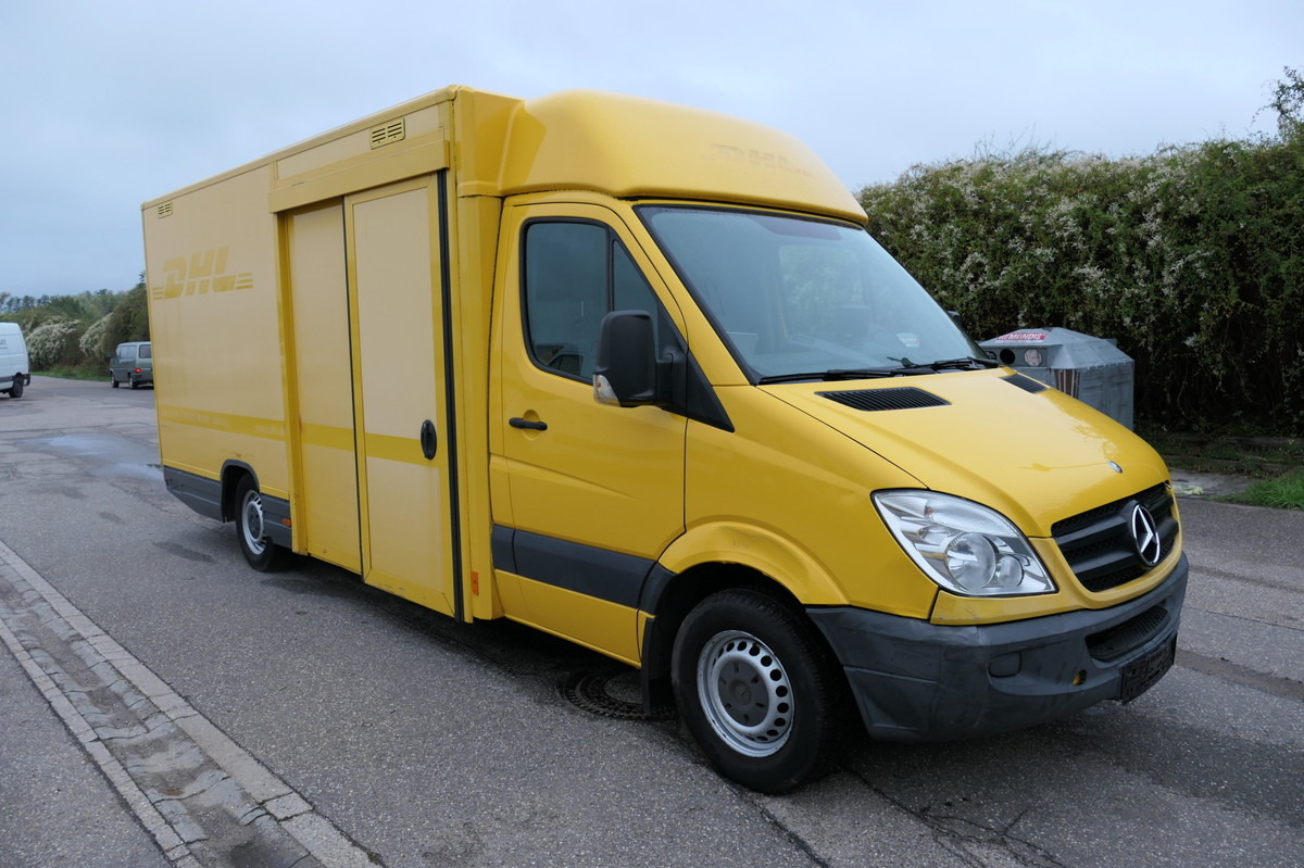 MERCEDES-BENZ SPRINTER 310 CDI MAXI EURO-5 KOFFER REGALE KAMER - Carrinha de contentor: foto 1 MERCEDES-BENZ SPRINTER 310 CDI MAXI EURO-5 KOFFER REGALE KAMER - Carrinha de contentor: foto 1
