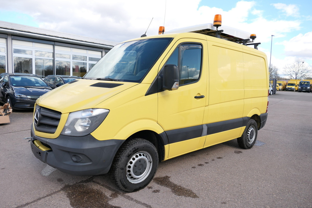 MERCEDES-BENZ Sprinter 216 CDI KLIMA - Begleitfahrzeug SCHLAFB - Furgão compacto: foto 2 MERCEDES-BENZ Sprinter 216 CDI KLIMA - Begleitfahrzeug SCHLAFB - Furgão compacto: foto 2