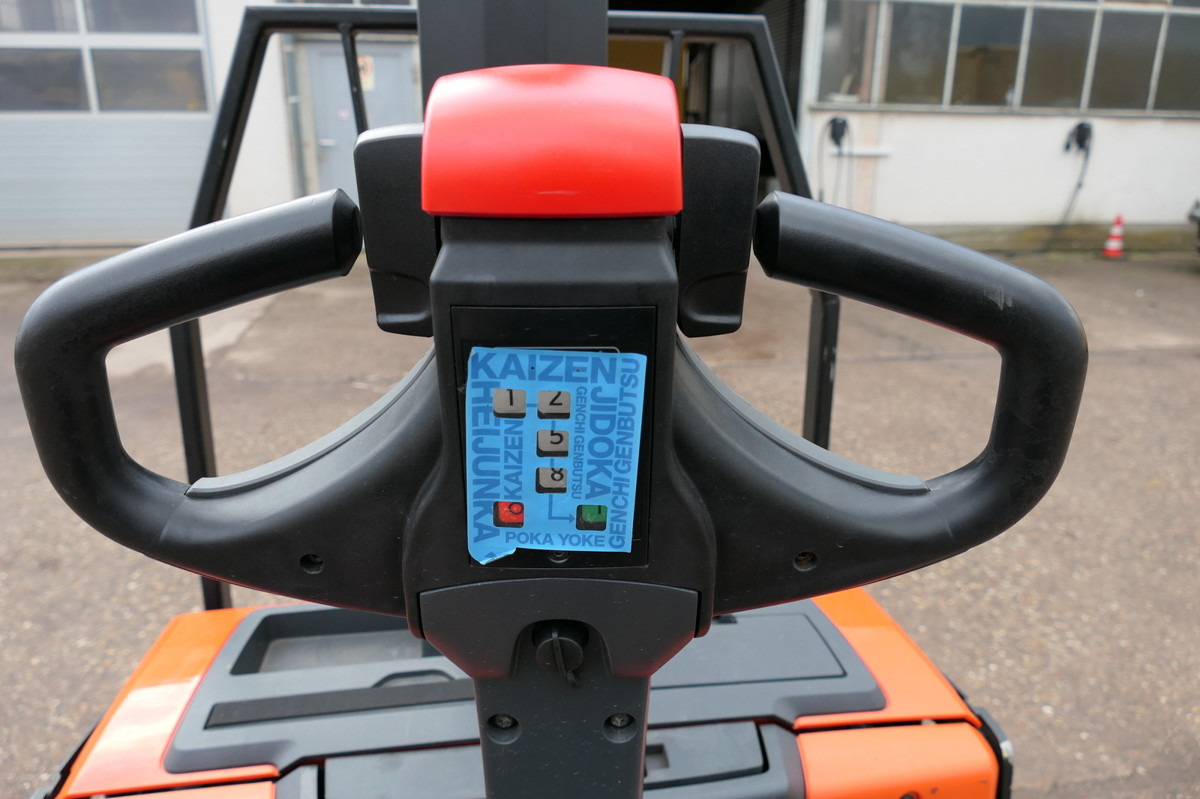 TOYOTA SWE 080L - Porta-palete: foto 5 TOYOTA SWE 080L - Porta-palete: foto 5