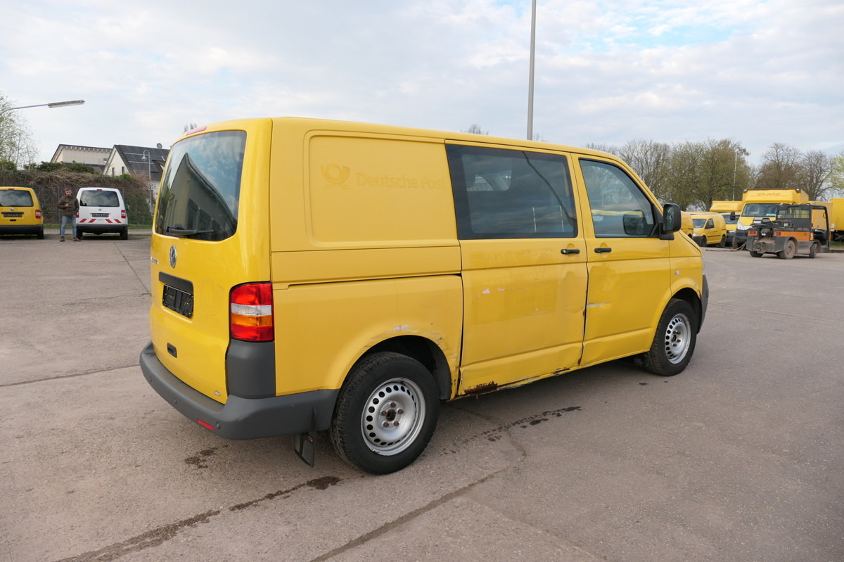 VW T5 Transporter 1.9 TDI PARKTRONIK 2xSCHIEBETÜR - Furgão compacto: foto 4 VW T5 Transporter 1.9 TDI PARKTRONIK 2xSCHIEBETÜR - Furgão compacto: foto 4