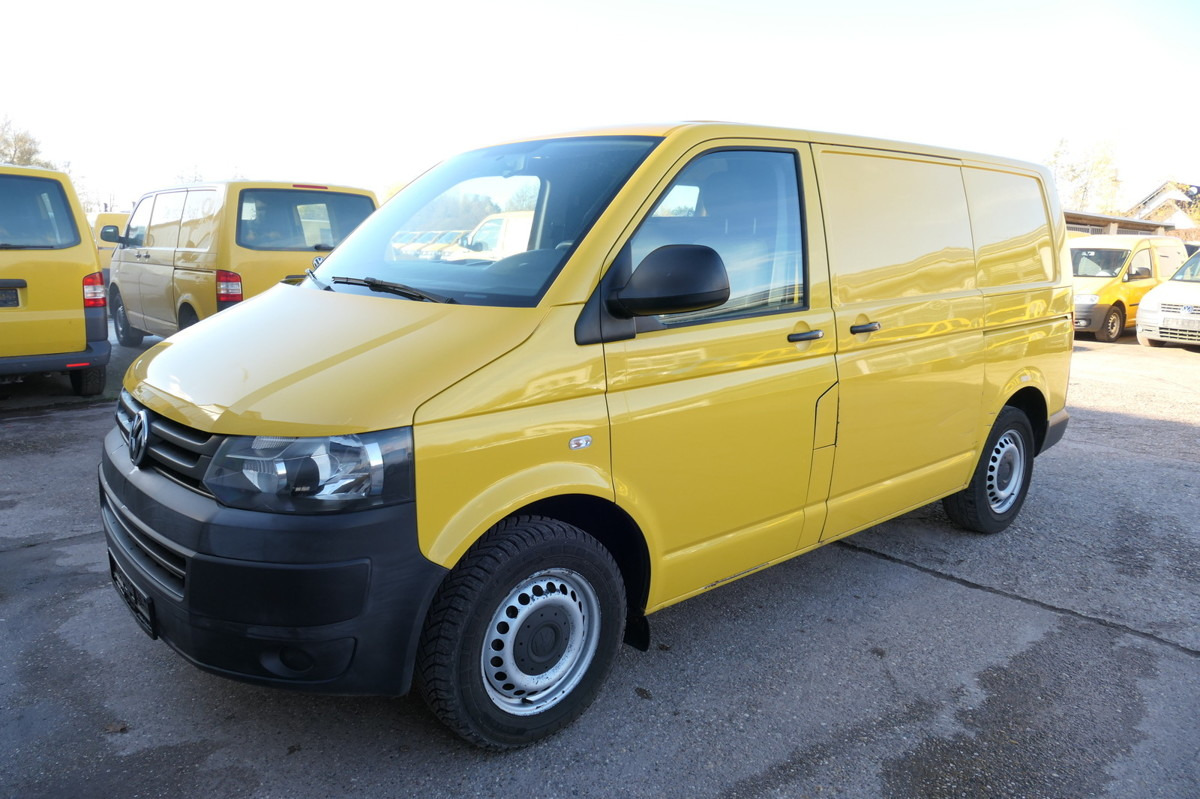 VW T5 Transporter 2.0 TDI EURO-5 CoC PARKTRONIK - Furgão compacto: foto 2 VW T5 Transporter 2.0 TDI EURO-5 CoC PARKTRONIK - Furgão compacto: foto 2