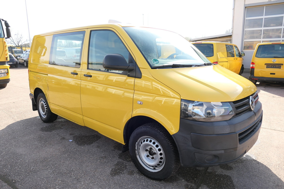 VW T5 Transporter 2.0 TDI EURO-5 CoC PARKTRONIK - Furgão compacto: foto 2 VW T5 Transporter 2.0 TDI EURO-5 CoC PARKTRONIK - Furgão compacto: foto 2