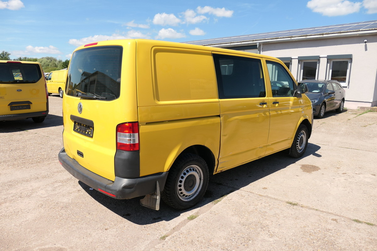 VW T5 Transporter 2.0 TDI EURO-5 CoC PARKTRONIK - Furgão compacto: foto 4 VW T5 Transporter 2.0 TDI EURO-5 CoC PARKTRONIK - Furgão compacto: foto 4