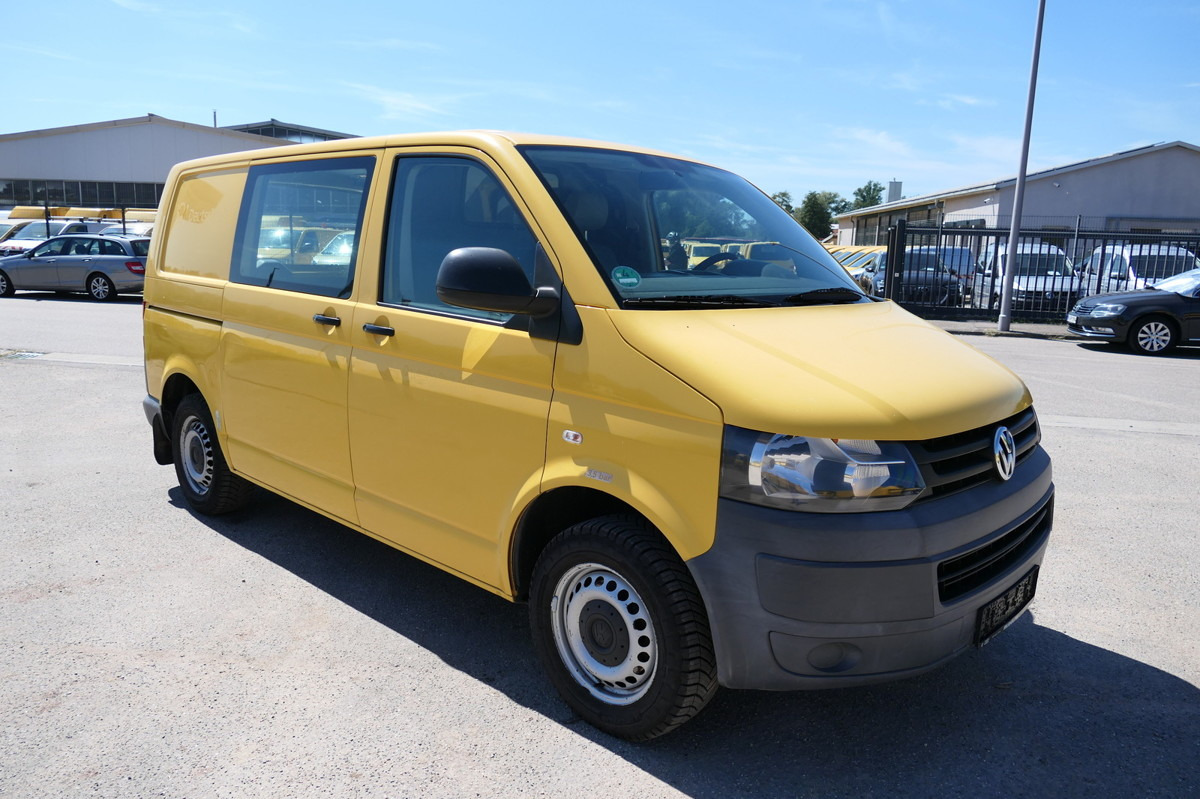 VW T5 Transporter 2.0 TDI PARKTRONIK EURO-5 2xSCHIE - Furgão compacto: foto 2 VW T5 Transporter 2.0 TDI PARKTRONIK EURO-5 2xSCHIE - Furgão compacto: foto 2