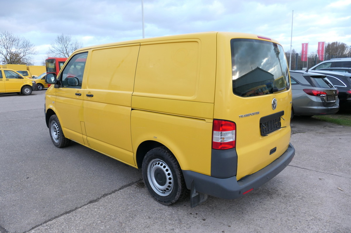 VW T5 Transporter 2.0 TDI PARKTRONIK EURO-5 2xSCHIE - Furgão compacto: foto 5 VW T5 Transporter 2.0 TDI PARKTRONIK EURO-5 2xSCHIE - Furgão compacto: foto 5