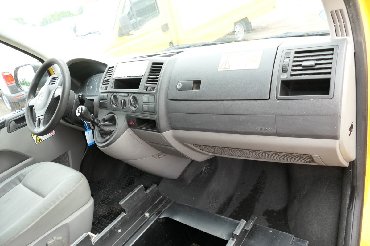 Locação de VW T5 Transporter 2.0 TDI PARKTRONIK EURO-5 2xSCHIE VW T5 Transporter 2.0 TDI PARKTRONIK EURO-5 2xSCHIE: foto 6