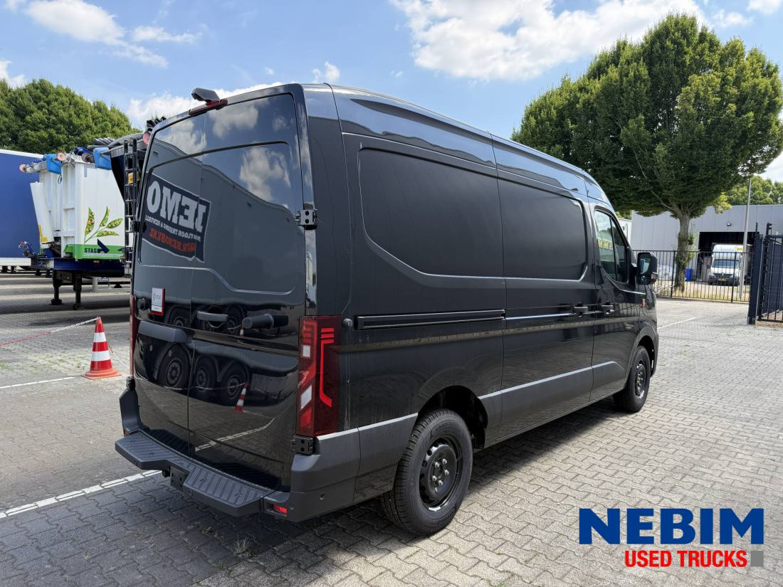 Renault Master L2H2 150HP Last one in stock - Furgão: foto 4 Renault Master L2H2 150HP Last one in stock - Furgão: foto 4