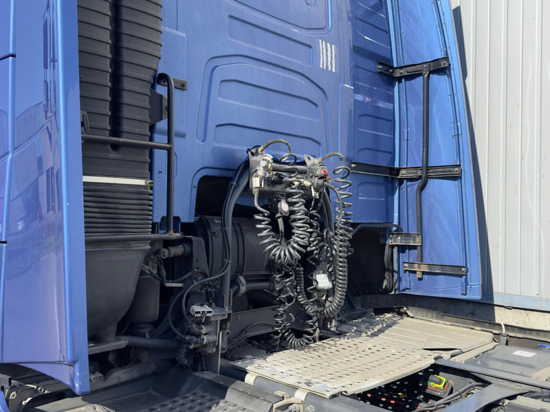 Tractor Volvo FH 500: foto 16