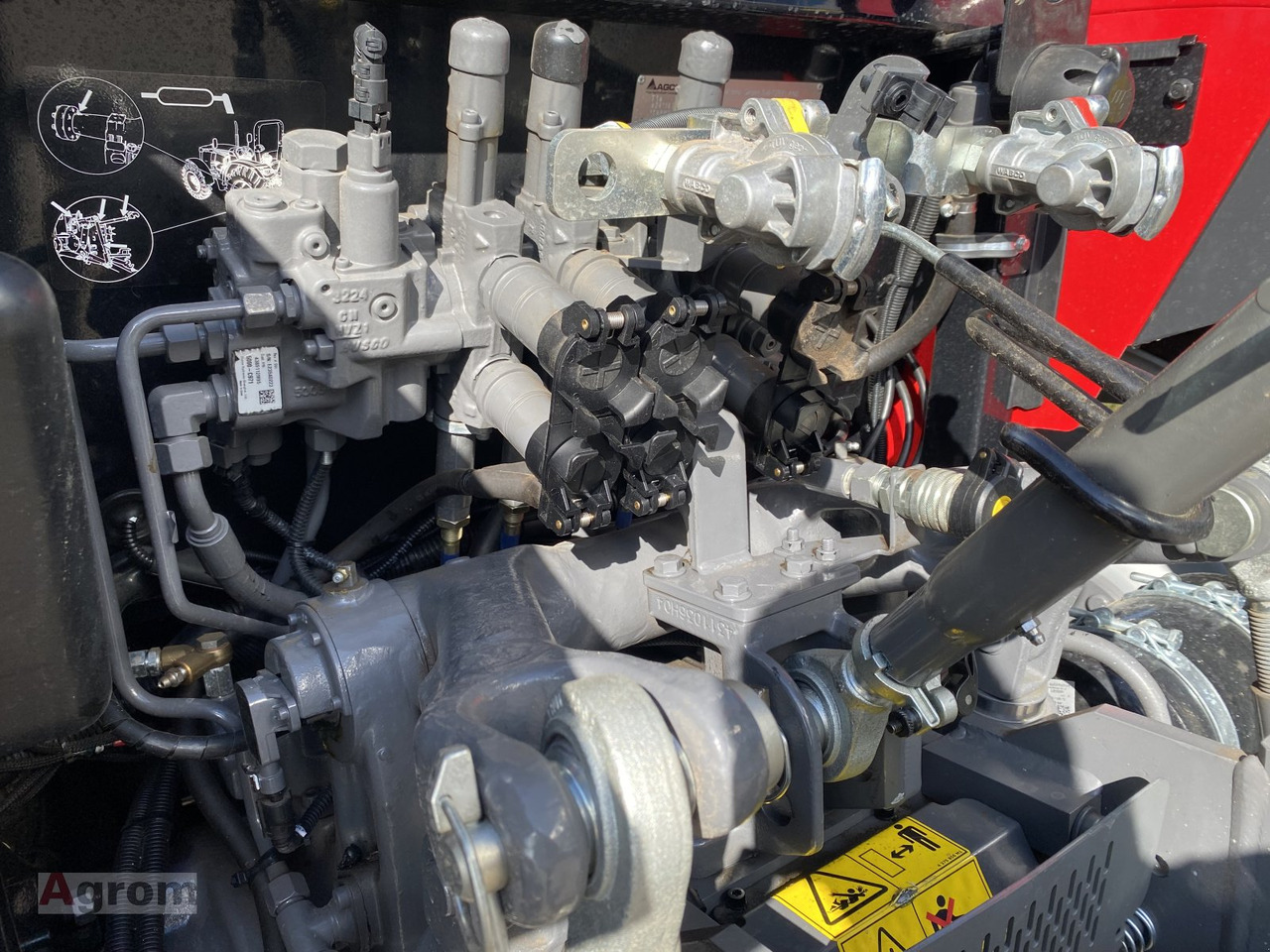 Trator Massey Ferguson 4709: foto 18