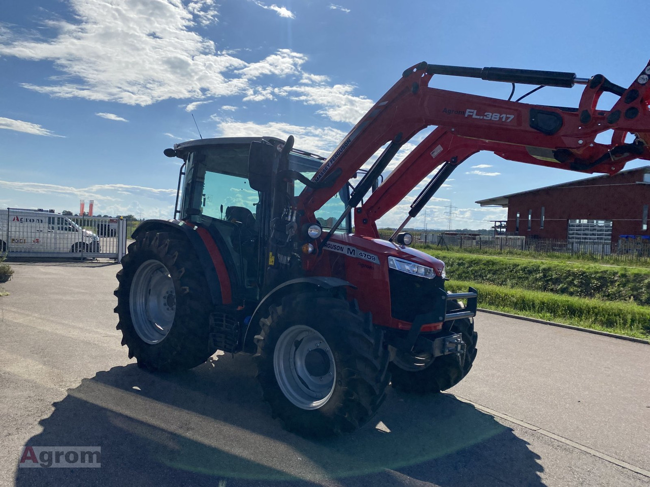 Trator Massey Ferguson 4709: foto 8