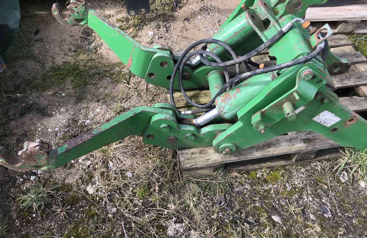 Valtra JOHN DEERE - Equipamento de Máquina agrícola: foto 4 Valtra JOHN DEERE - Equipamento de Máquina agrícola: foto 4