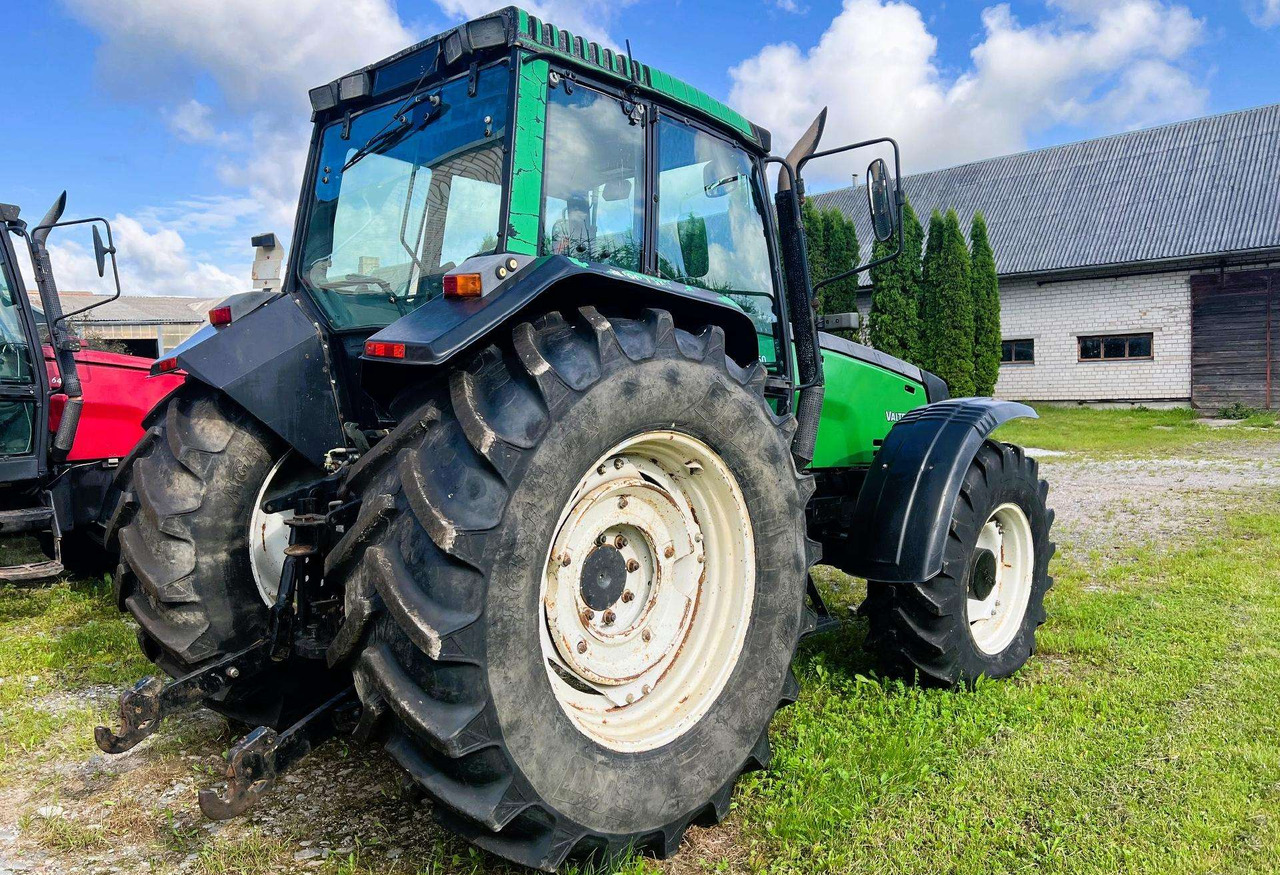 Valtra Valmet 8450 Mega - Trator: foto 3 Valtra Valmet 8450 Mega - Trator: foto 3