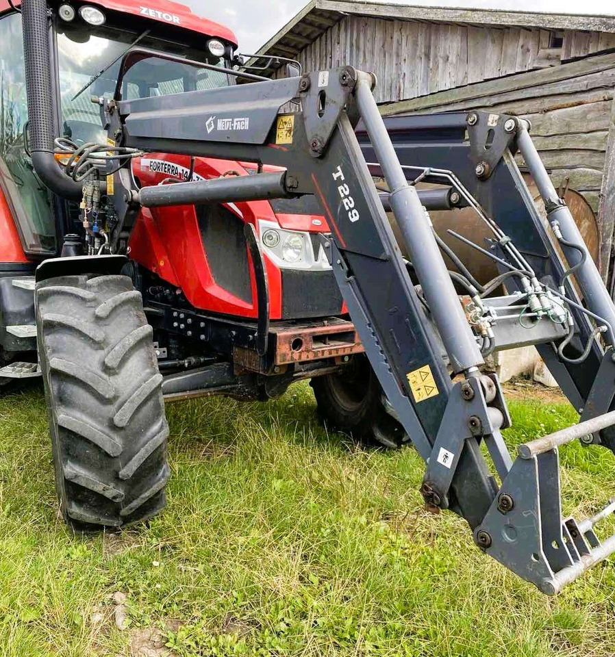 Zetor Forterra 140 - Trator: foto 3 Zetor Forterra 140 - Trator: foto 3