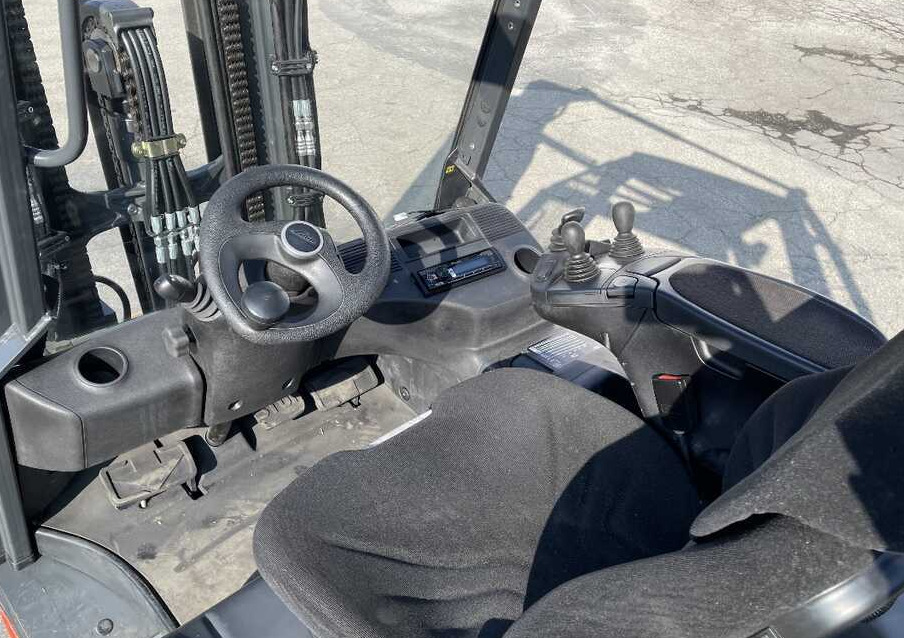 Linde E 30 L (batt. 2020) - Empilhadeira elétrica: foto 2 Linde E 30 L (batt. 2020) - Empilhadeira elétrica: foto 2