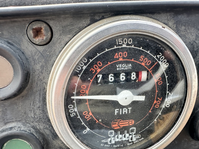 Fiat 640 - Trator: foto 5 Fiat 640 - Trator: foto 5