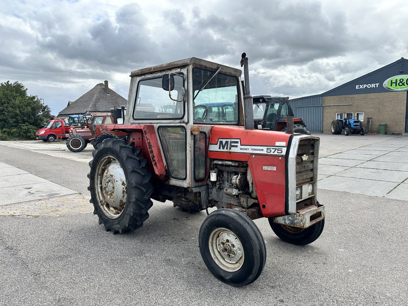 Massey Ferguson 575 - Trator: foto 3 Massey Ferguson 575 - Trator: foto 3