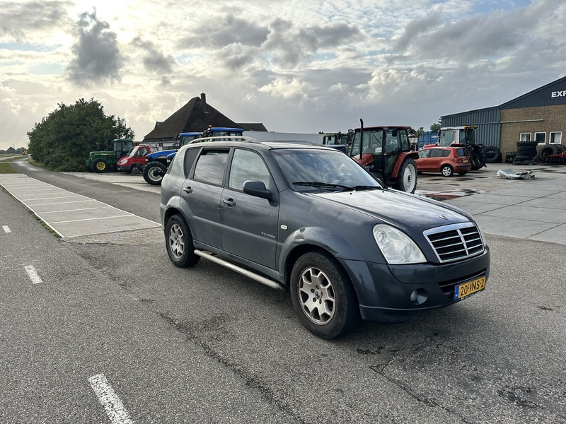 SsangYong RX270 XDI - Furgão: foto 3 SsangYong RX270 XDI - Furgão: foto 3