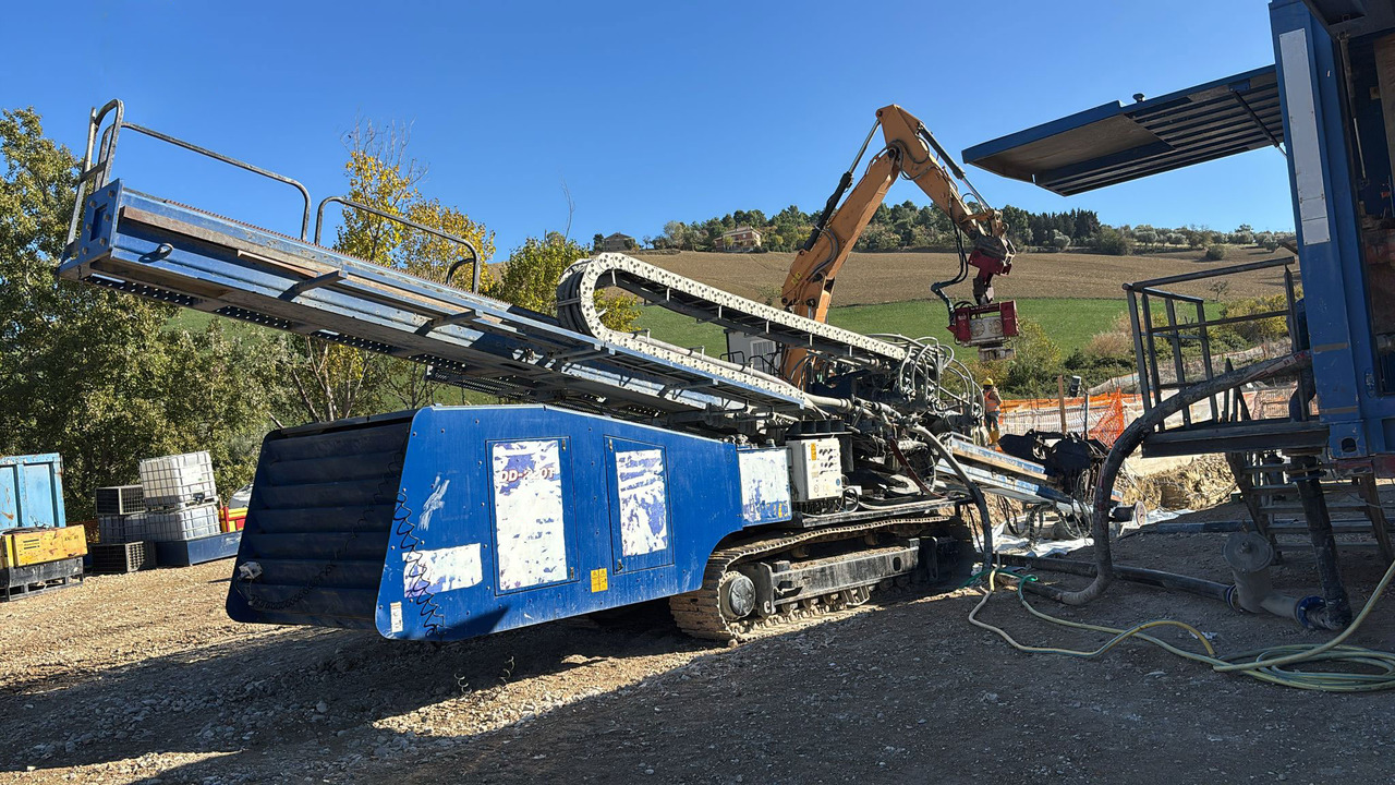 American Auger DD-220T - Máquina de perfuração direcional: foto 3 American Auger DD-220T - Máquina de perfuração direcional: foto 3