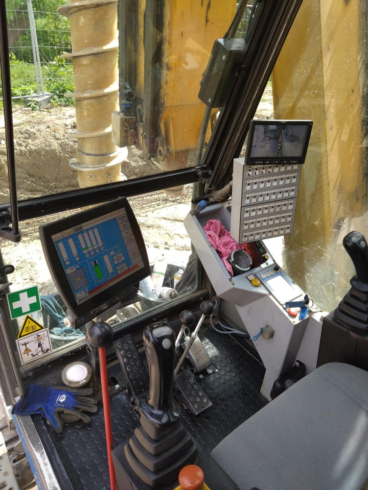 Bauer BG 15H - Bate estaca: foto 5 Bauer BG 15H - Bate estaca: foto 5