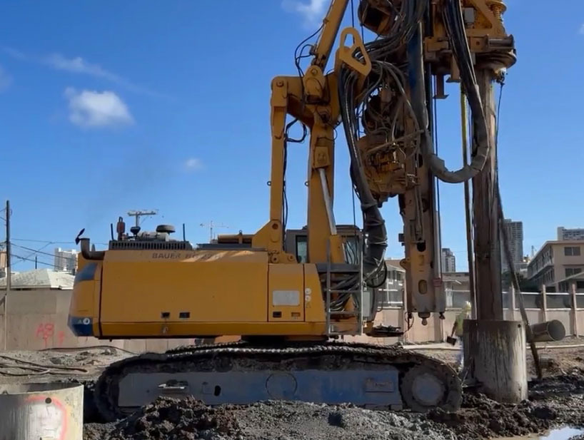 Bauer BG 22H - Bate estaca: foto 3 Bauer BG 22H - Bate estaca: foto 3