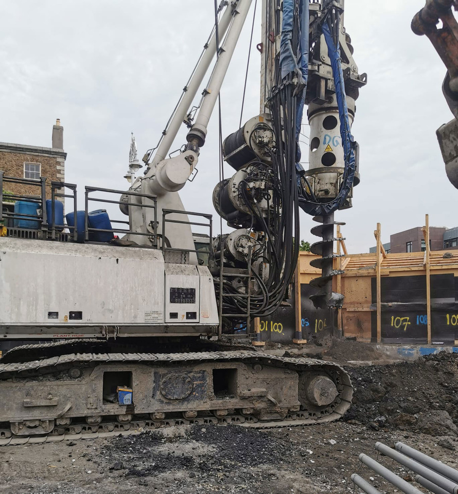 Bauer BG 24V - Bate estaca: foto 4 Bauer BG 24V - Bate estaca: foto 4