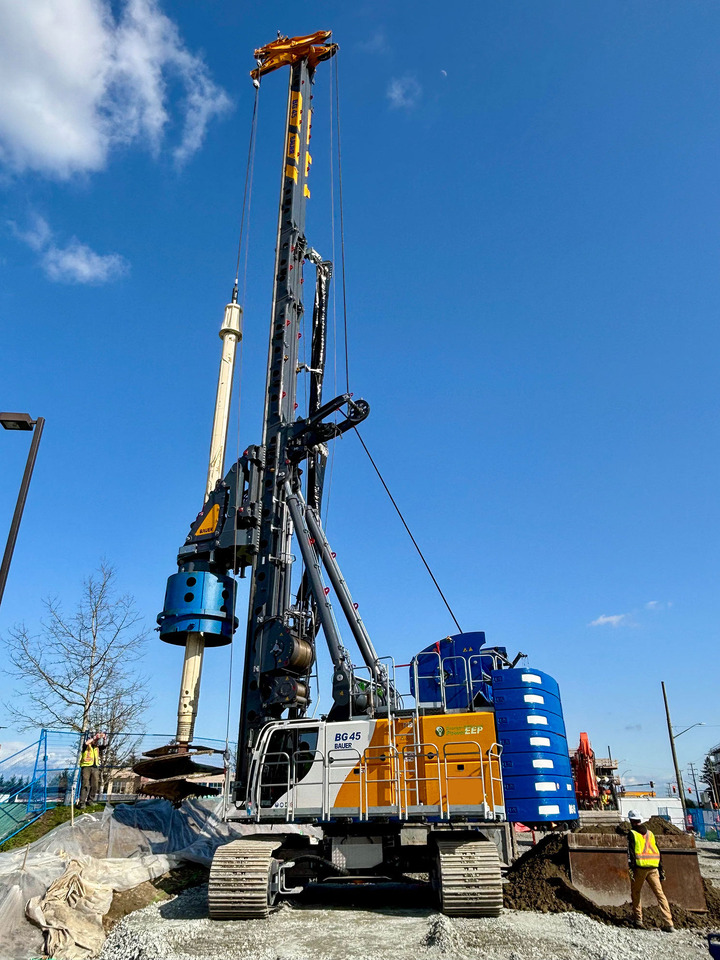 Bauer BG45 - Bate estaca: foto 1 Bauer BG45 - Bate estaca: foto 1